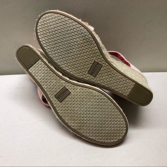 NWOT Toms Clarissa wedges - Picture 5 of 9